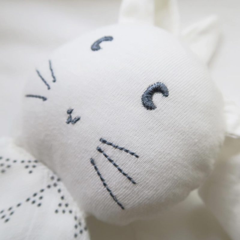 Doudou lapin Edgar Rivoli Bleu Prestige Maison Charlotte