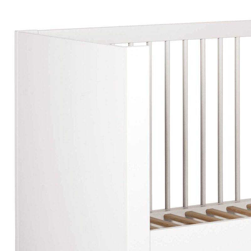 Montmartre White Convertible Baby Bed Maison Charlotte